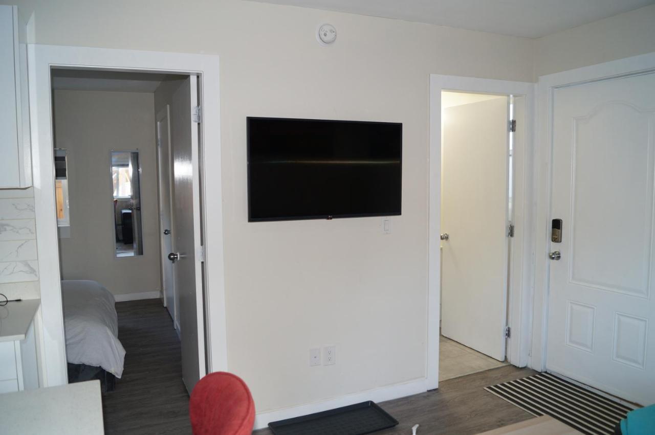 Ground Level One Bedroom Suite 서레이 외부 사진